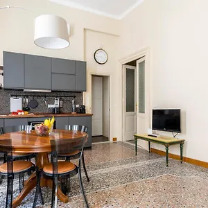  Appartamento Flat-2 Min Walk The Cathedral!